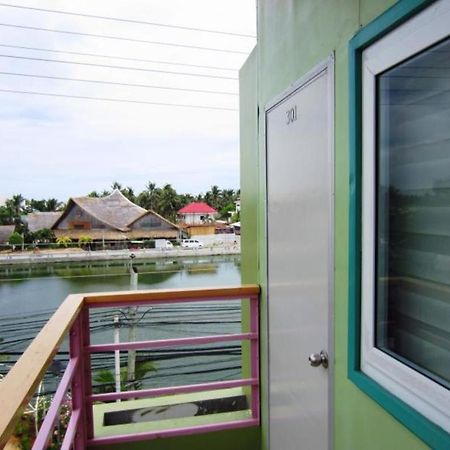 Shore Time Hotel - Annex Balabag  Esterno foto